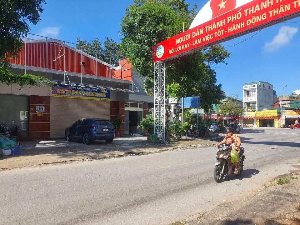 Mặt bằng kinh doanh 200m² mặt tiền 12m Ngã tư Phú Sơn, Thanh Hóa - Sẵn sàng khai thác