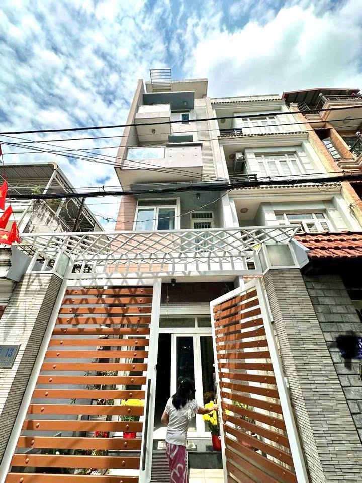 Nhà 5 tầng Lê Duy Nhuận, Tân Bình 112m² - 21 tỷ, xe tải vào nhà