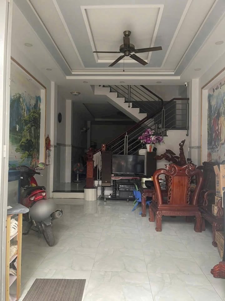 Nhà Hẻm 557 Hương Lộ 3, Bình Tân 70m² - Ô tô vào tận nhà!