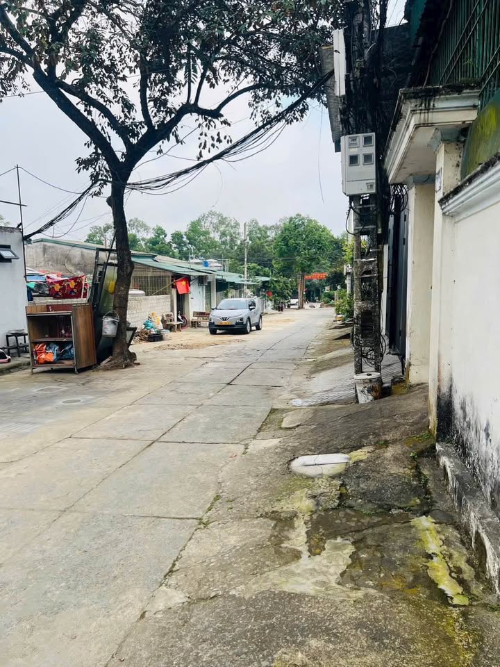 Nhà 2 Tầng Phường Hàm Rồng, Thanh Hóa - 98m², 4PN, Hướng Bắc, 3 Tỷ