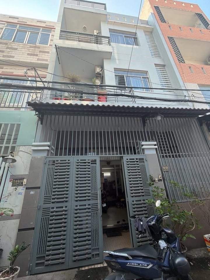 Nhà Lưu Chí Hiếu Bình Tân 66m² - Ô tô vào tận nhà, sổ hồng sẵn!