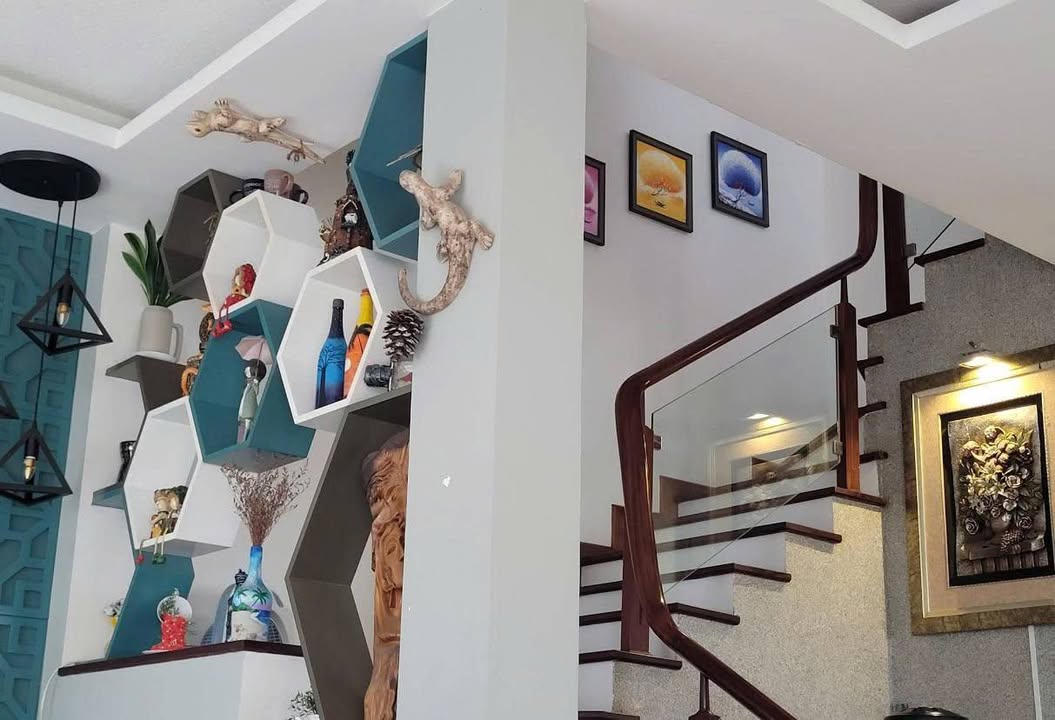 Cho thuê Mặt tiền Phan Đình Phùng, Đà Lạt - 4 Tầng KD/Văn phòng