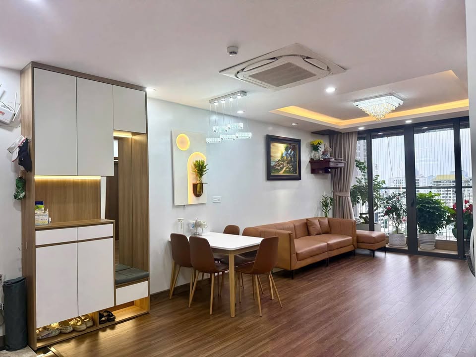 Bán Căn Hộ Bohemia 25 Nguyễn Huy Tưởng 86m² - Ban Công Nam Cực Mát
