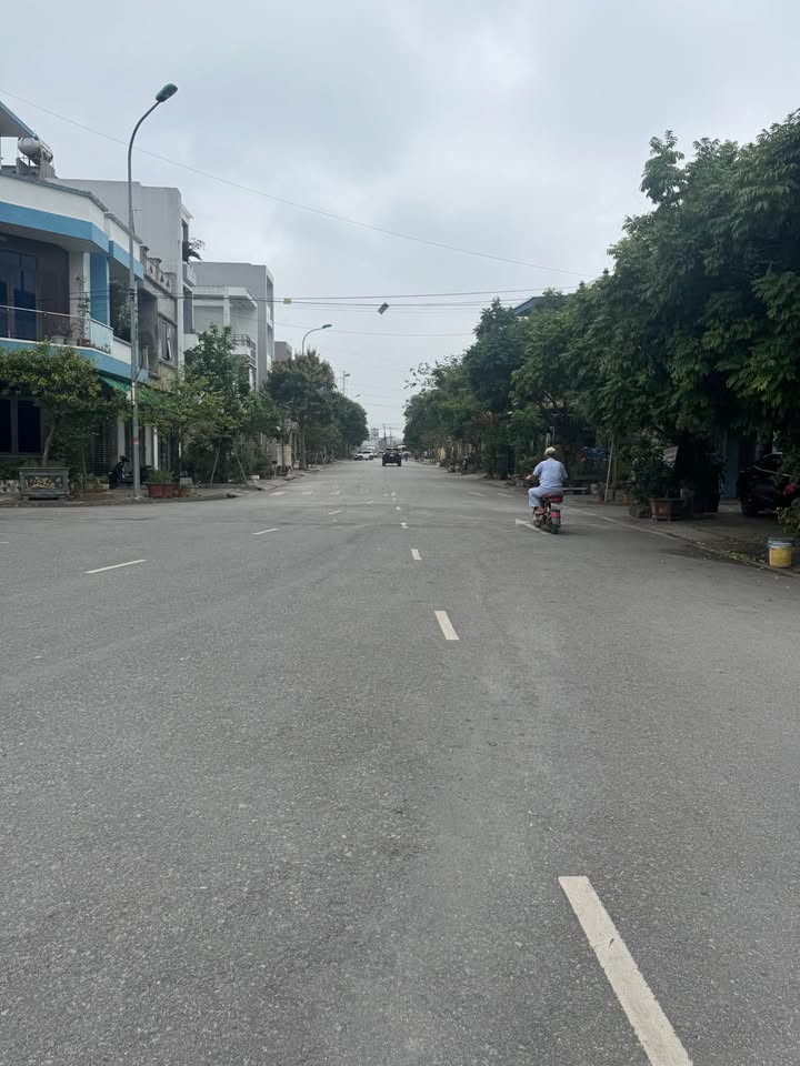 Đất Lô Góc Phú Xuân, Đồng Nai - 64m² Hướng Đông Nam, Giá 1 Tỷ