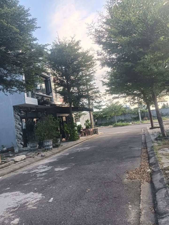 Nhà 2 tầng Khu FPT Ngũ Hành Sơn Đà Nẵng 7.5 triệu/tháng - Full nội thất!