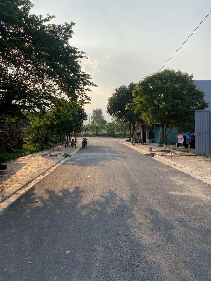 Đất nền Tằng Loỏng 100m² chỉ 300 triệu - Xây dựng tự do!