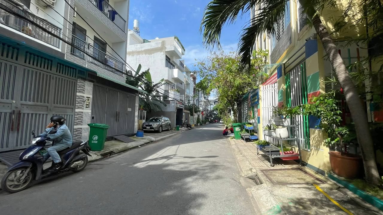 Nhà Phường Linh Đông Thủ Đức Ngang 6m 60m² - Gần Gigamall