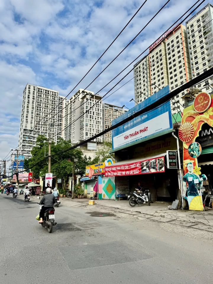 Nhà Phố Nguyễn Duy Trinh, Thủ Đức 57m² - Ô tô vào tận nhà!