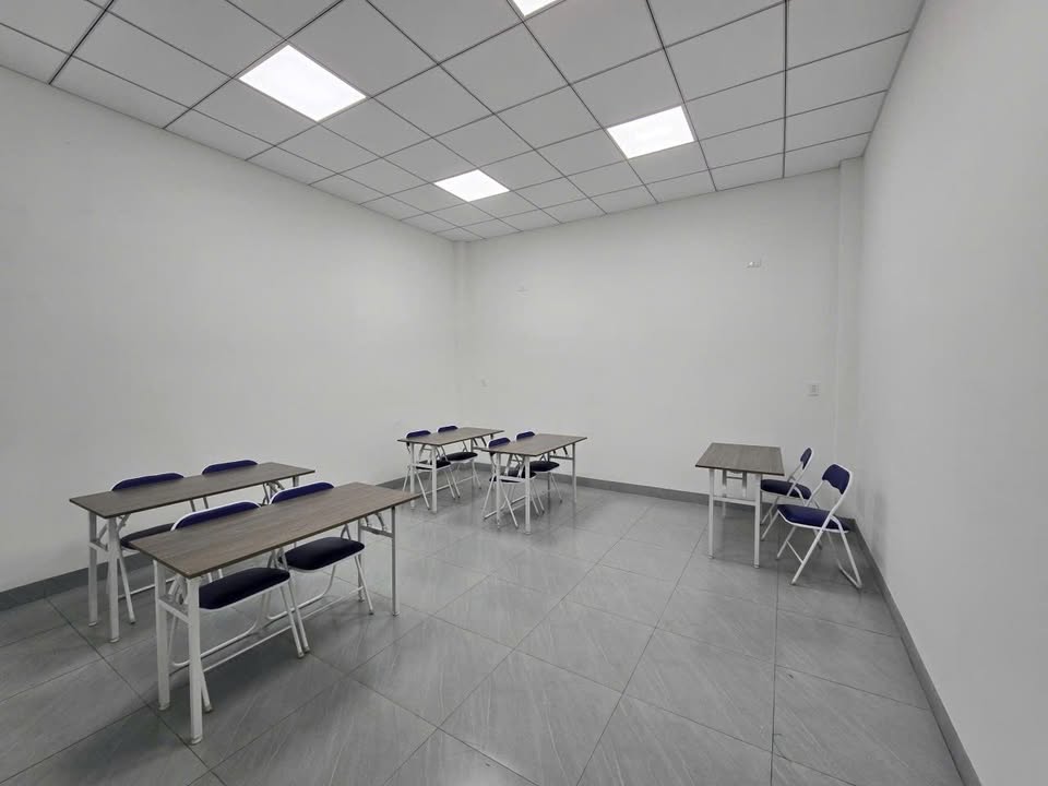 Phòng Dạy Học Hòa Vang, Đà Nẵng 2.2 Triệu/Phòng - Sẵn Sàng Làm Việc!