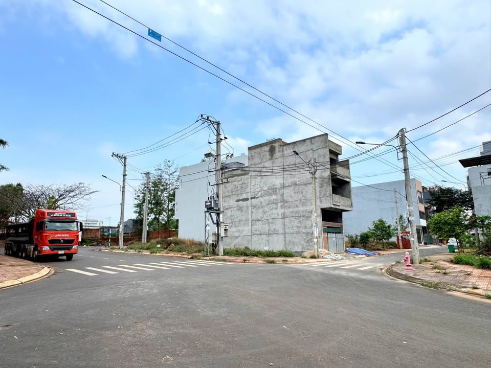 Đất nền Buôn Ma Thuột 114m² – Sổ đỏ chính chủ, hạ tầng hoàn thiện!