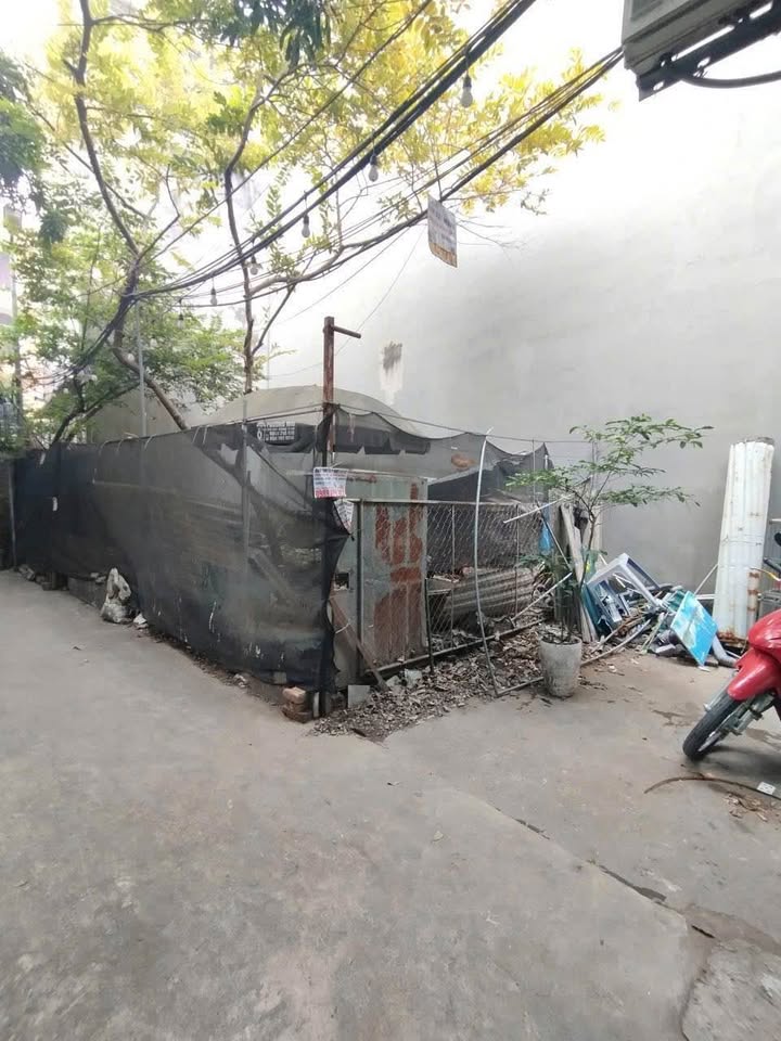 Đất Chu Huy Mân Long Biên 54m² 6.9 tỷ - Sổ đỏ chính chủ