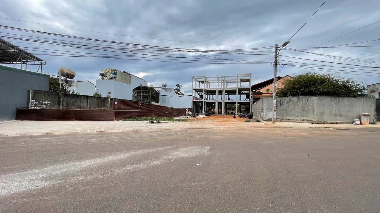 Mặt tiền Đỗ Nhuận, Buôn Ma Thuột - Kinh doanh đắc lợi, 5x28m, 6.5 tỷ