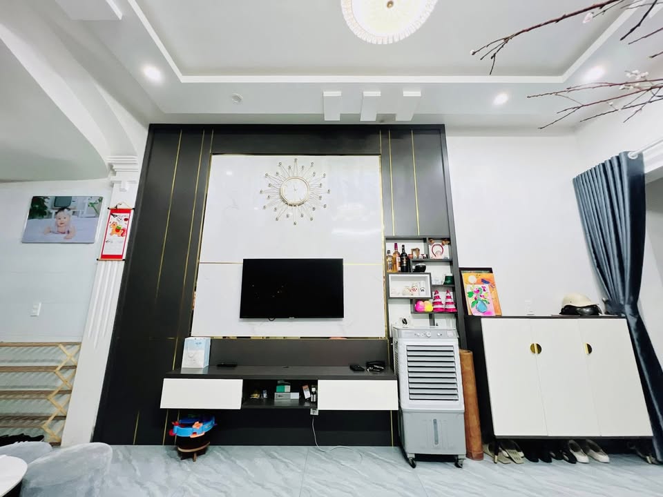 Nhà Phố 3.5 Tầng Full Nội Thất - 50m² Ngõ Vũ Chí Thắng, Lê Chân, HP - 3.6 Tỷ