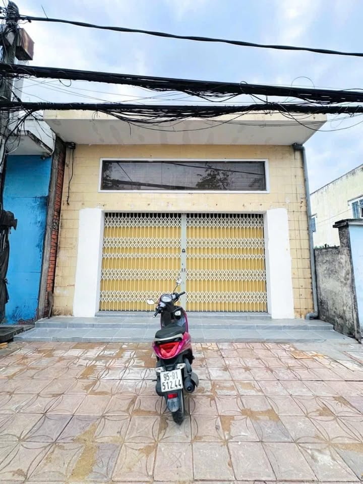 Thuê nhà mặt tiền Nguyễn Văn Cừ 280m² giá 40 triệu - Vị trí đắc địa