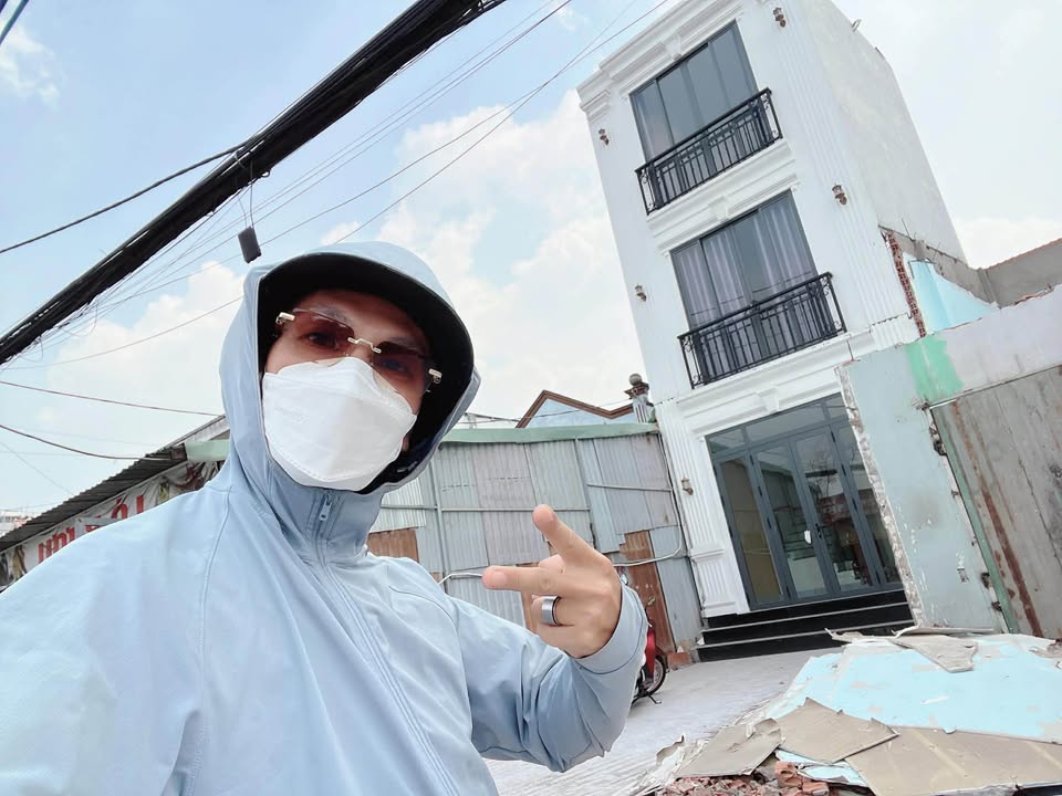 Nhà phố Lã Xuân Oai 60m² nhỉnh 5 tỷ - Mặt tiền kinh doanh sầm uất!