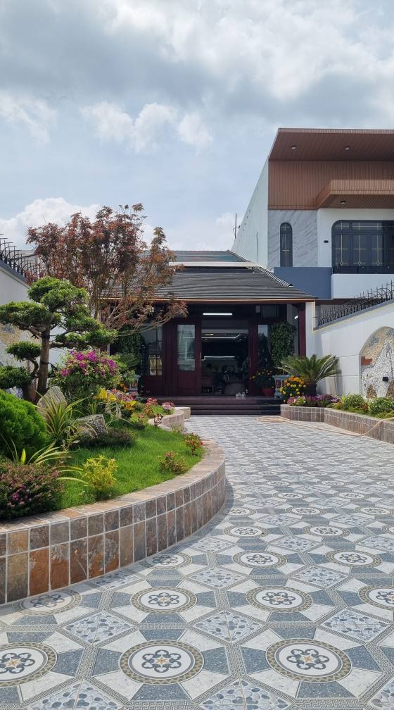 Nhà riêng Bình Chánh 300m² giá 5.5 tỷ - Sẵn sàng ở ngay