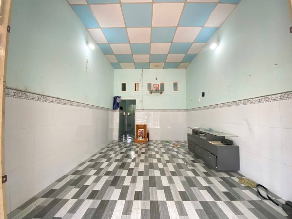 Nhà 2PN Hẻm Sương Nguyệt Anh, ST - Giá 2 Triệu/Tháng, Sẵn Ở Ngay