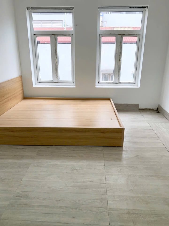 Cho Thuê Phòng Trọ 20-30m² Mặt Đường Hoa Bằng, Cầu Giấy - Giá Chỉ Từ 3.5 Triệu