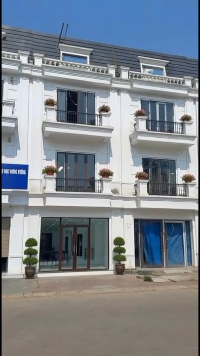 Nhà phố Đường Ngô Quyền, Lào Cai 98m² - Mặt tiền kinh doanh đắc địa!