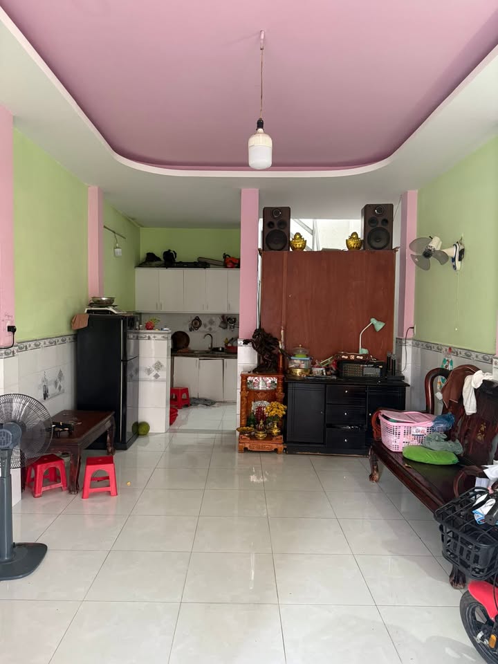 Nhà riêng Tân Đông Hiệp Dĩ An 40m² giá 8 tỷ - Giá tốt hiếm có!