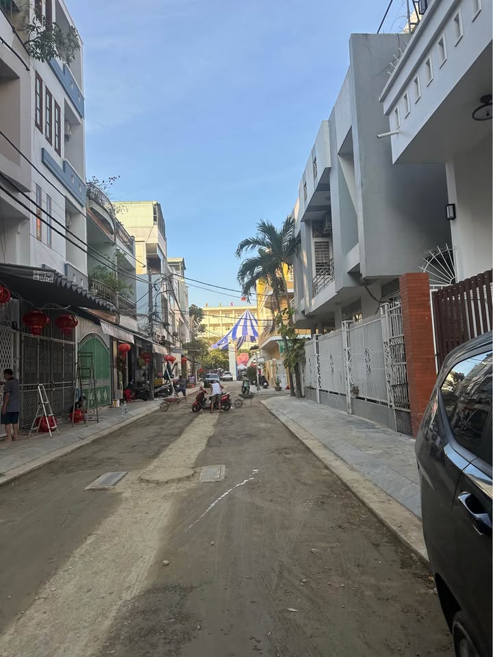 Nhà riêng Thanh Bình, Hải Châu 65.7m² - Ô tô vào tận nhà!