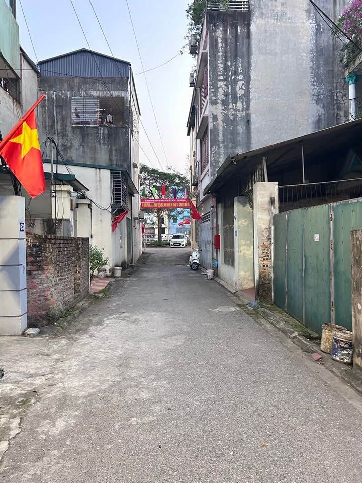 Nhà riêng Việt Hưng Long Biên 33m² giá 8 tỷ - Sẵn sàng ở ngay!