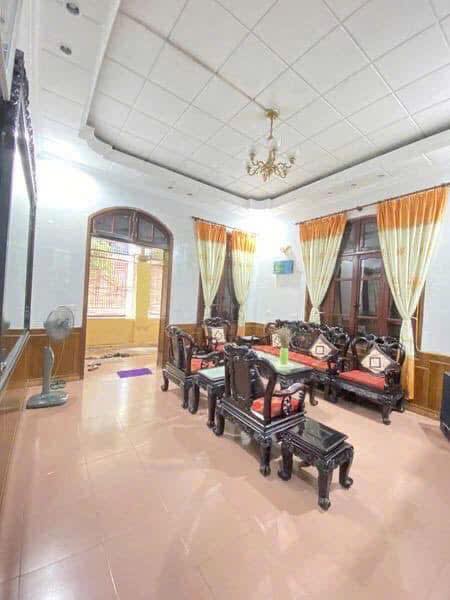 Thuê nhà riêng Quang Trung Vinh 160m² giá 8 triệu - Ô tô vào tận nhà!