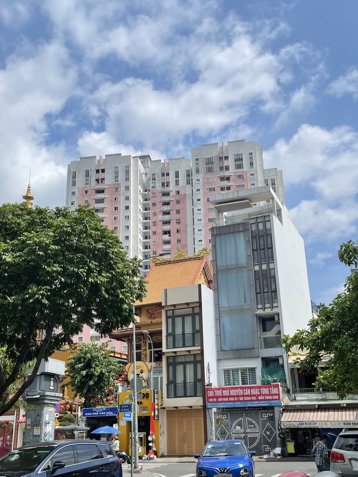 Cho thuê căn hộ dịch vụ 15PN Quận 1 - Dòng tiền 70tr/tháng - 26.5 tỷ