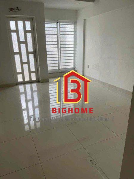Nhà Lý Thường Kiệt, Tân Bình - 70m² - 5PN - Hẻm Xe Hơi 13.8 Tỷ