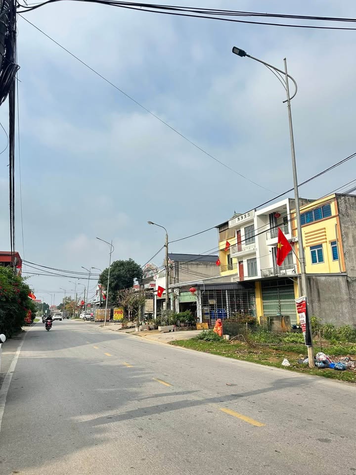 Đất nền Đường 302 Tam Hợp Bình Xuyên 100m² giá 3 tỷ - Sổ đỏ chính chủ