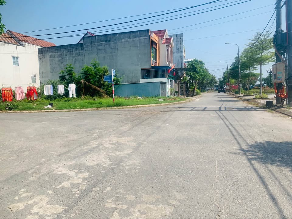 Đất Nền Góc 2 Mặt Tiền KDC Lưu Minh, Hà Lam - 137m² Giá Tốt