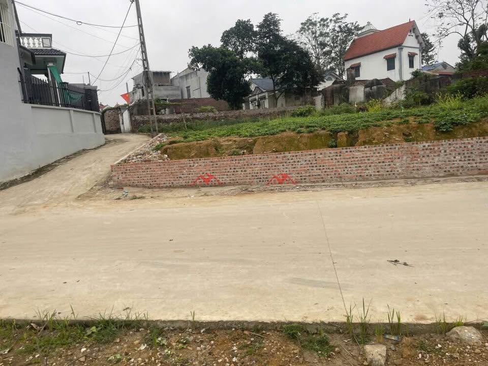 Bán Gấp 2 Lô Đất Vàng Xã Hữu Văn, Chương Mỹ - 87.2m² - Hơn 2 Tỷ