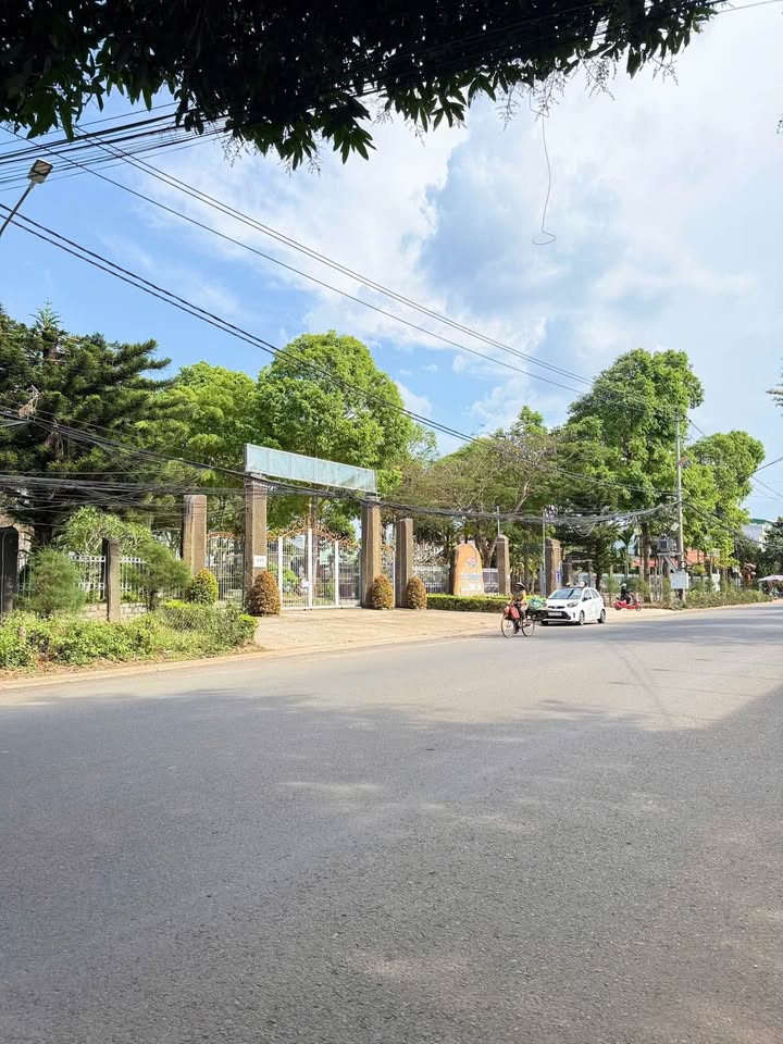 Nhà Mặt Tiền Kinh Doanh Y Moan, BMT - 64m² - Giá 6.95 Tỷ