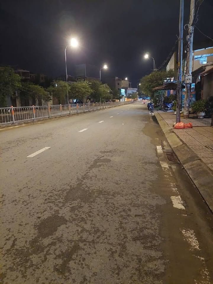 Nhà Riêng Lê Cơ, Bình Tân 132m² - Vị Trí Đẹp, Tiềm Năng Vượt Trội!