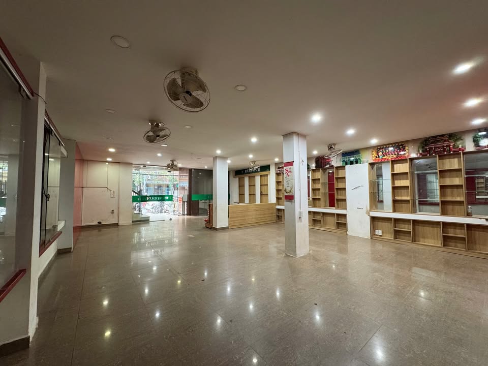 Mặt bằng kinh doanh 65m² TP Huế - Mặt tiền kinh doanh đắc địa