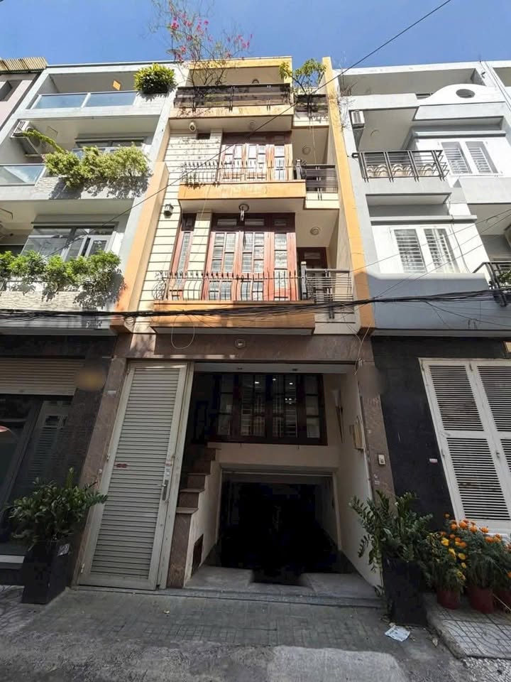 Nhà Phố Trường Sa, Phú Nhuận 76m² 14 tỷ - Đầu tư sinh lời ngay!