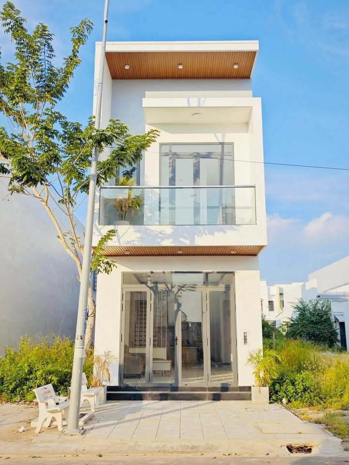 Nhà Mới 90m² KĐT Tây Bắc, Rạch Giá - Giá Tốt, Sẵn Sàng Vào Ở!