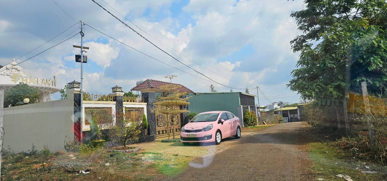 Nhà phố Tô Hiệu Pleiku 500m² giá 4.9 tỷ - Chính chủ bán