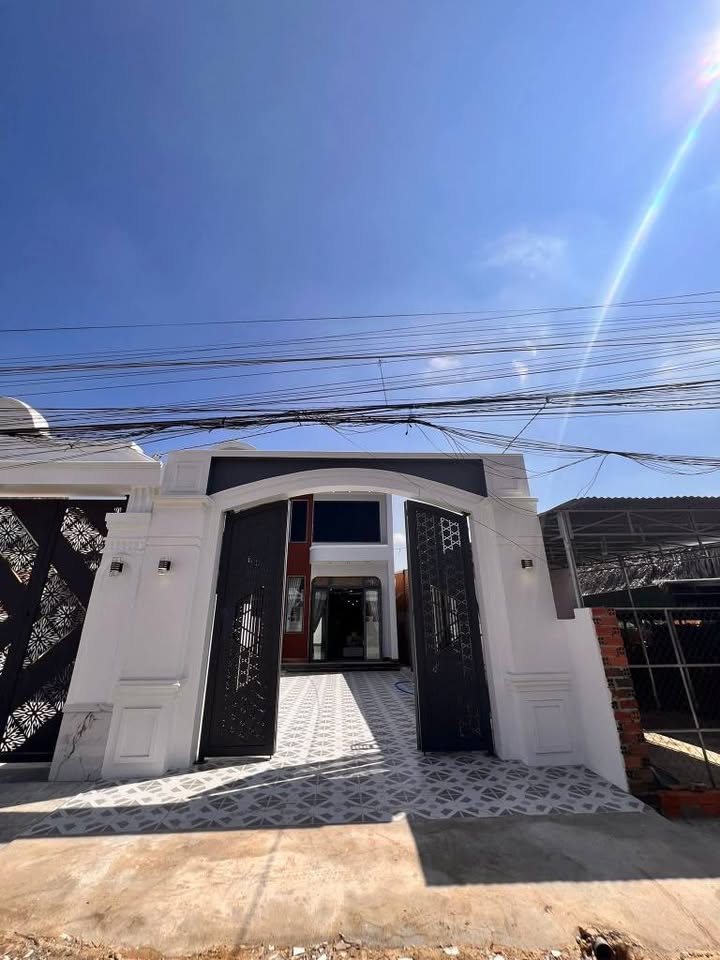 Nhà Lầu Kinh Doanh Full Nội Thất 155m² Phường Ninh Thạnh, Tây Ninh