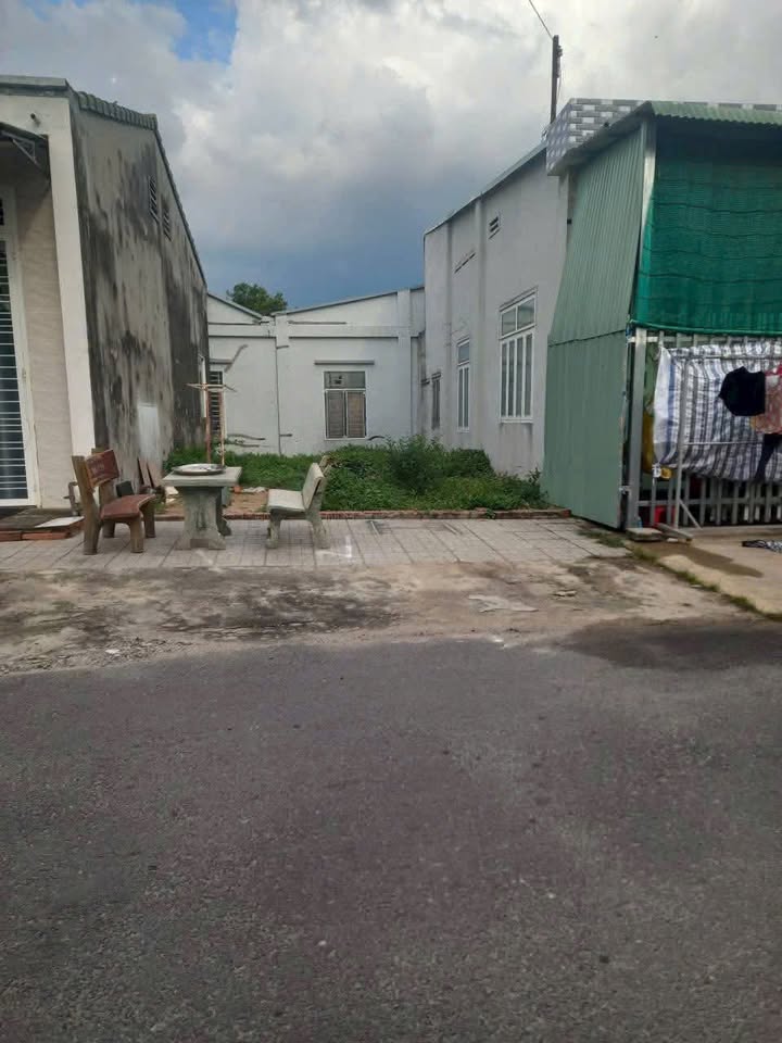 Đất Mặt Tiền Nguyễn Văn Linh - 57m² - Sổ Hồng Riêng - Giá 550 Triệu