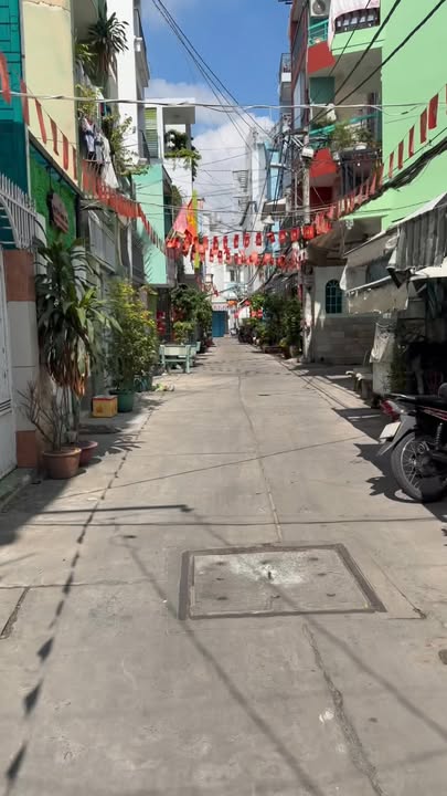 Nhà Phố Quận 4 24.9m² giá 7.5 tỷ - Đầu tư sinh lời ngay!