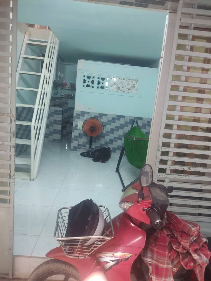 Nhà Hẻm Xe Ba Gác Huỳnh Tấn Phát, Nhà Bè - 18m² Giá 840 Triệu