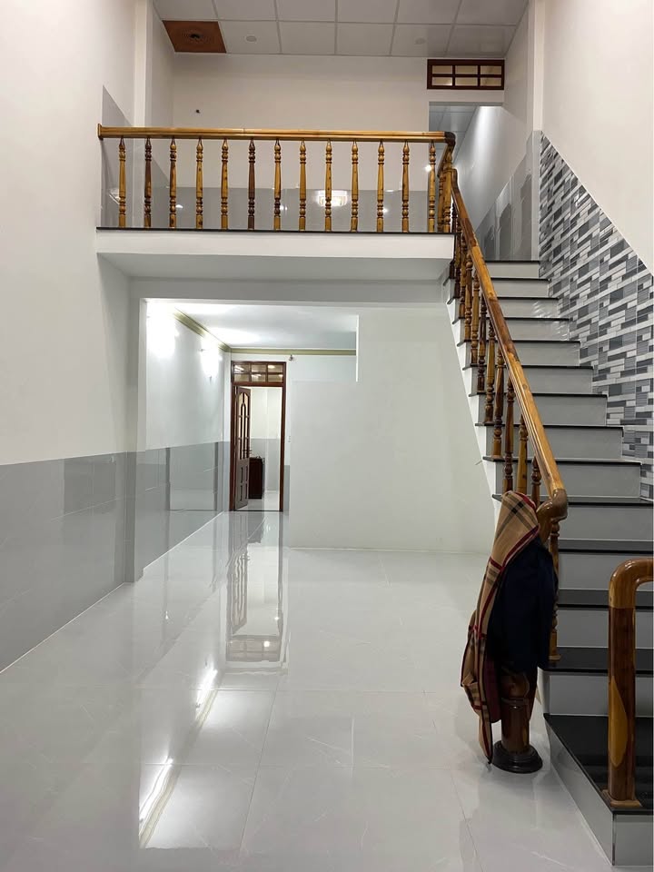 Nhà nguyên căn Hải Cảng Quy Nhơn 50m² 6 triệu - Ô tô vào nhà