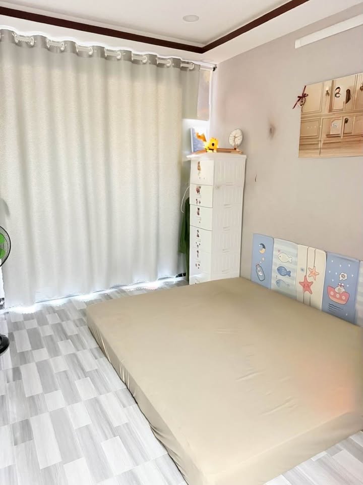 Nhà riêng CMT8 Tân Bình 23m² - Hẻm ô tô vào tận nhà, vị trí đẹp!