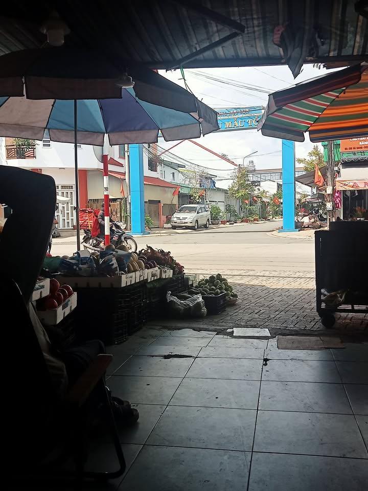 Mặt bằng vỉa hè chợ Hà Giang - Vị trí đắc địa, kinh doanh sầm uất!