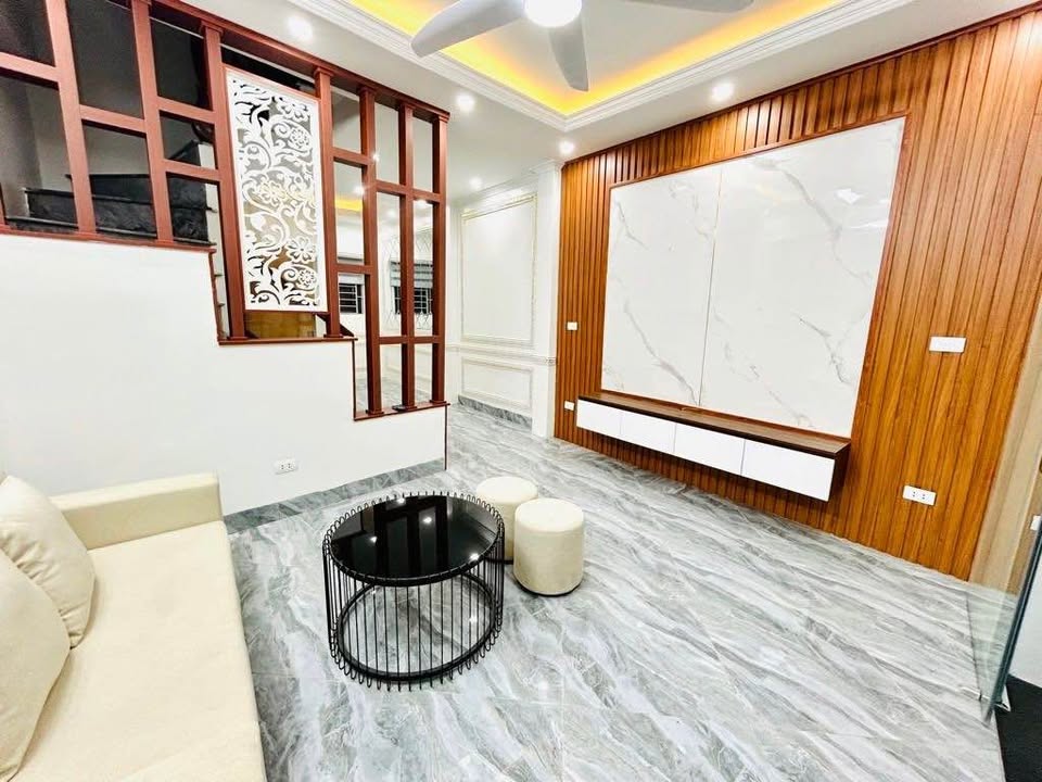Nhà riêng Minh Khai 25m² giá 5 tỷ - Full nội thất, ở ngay!