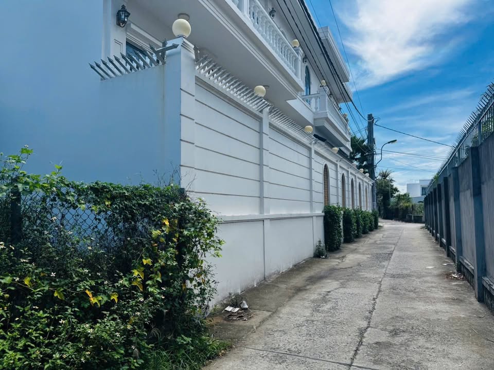 Đất nền Vĩnh Hiệp Nha Trang 208m² - Đường to ô tô, sổ hồng sẵn!