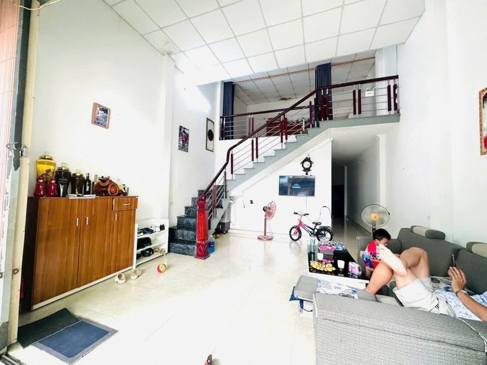 Nhà Riêng Đường 22/12 Cam Đường 100m² - Chính Chủ Bán Gấp!