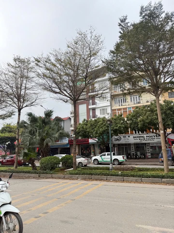 Nhà Phố Lê Trọng Tấn, Hà Đông 40m² - Mặt tiền kinh doanh đắc địa!