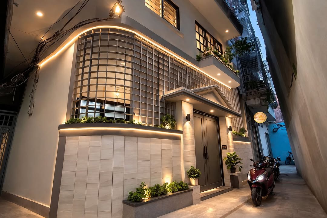 Nhà Đội Cấn, Ba Đình 77m² - Lô góc nở hậu, móng 7 tầng sẵn sàng!